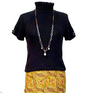 Shu-Shu Cable Knit Short-Sleeve Black Sweater